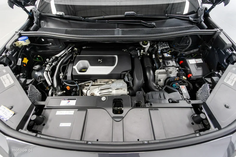 DS Automobiles DS 7 Crossback 18