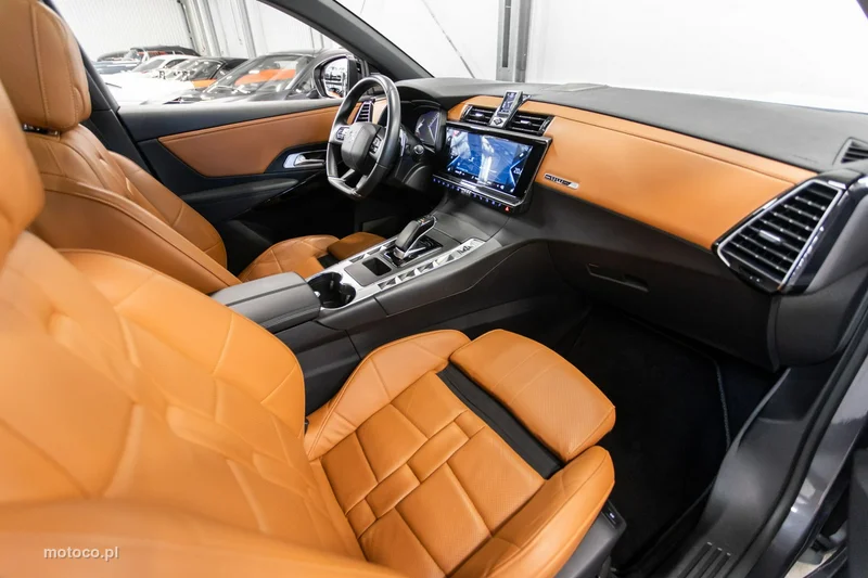 DS Automobiles DS 7 Crossback 21