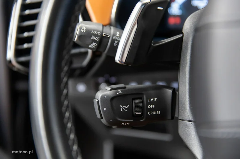 DS Automobiles DS 7 Crossback 33