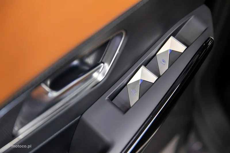 DS Automobiles DS 7 Crossback 67