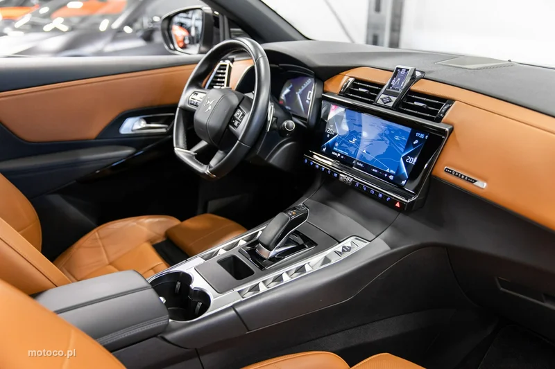 DS Automobiles DS 7 Crossback 72