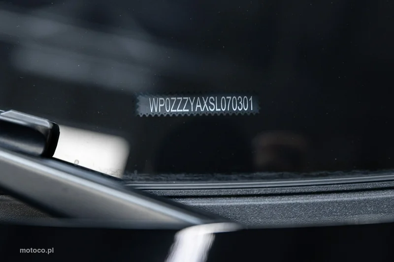 Porsche Panamera 976 48
