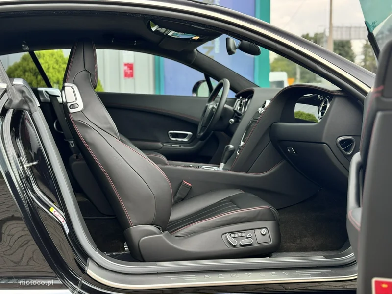 Bentley Continental GT 18