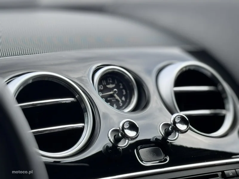Bentley Continental GT 34
