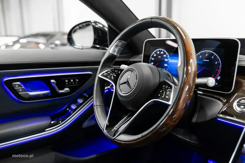 Mercedes-Benz Klasa S W223 S 450 72