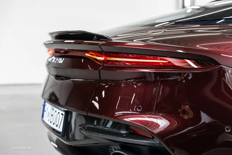 Aston Martin DBS 51