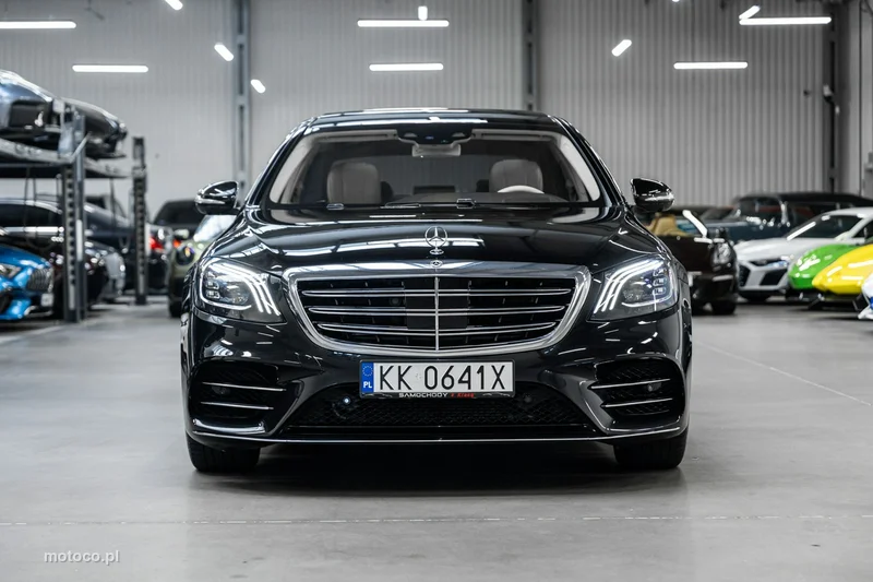 Mercedes-Benz Klasa S W222 S 560 2