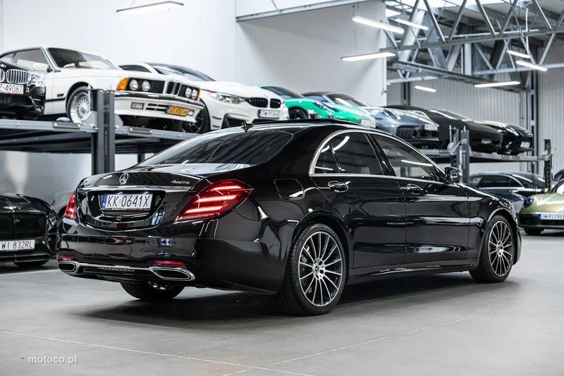 Mercedes-Benz Klasa S W222 S 560 6
