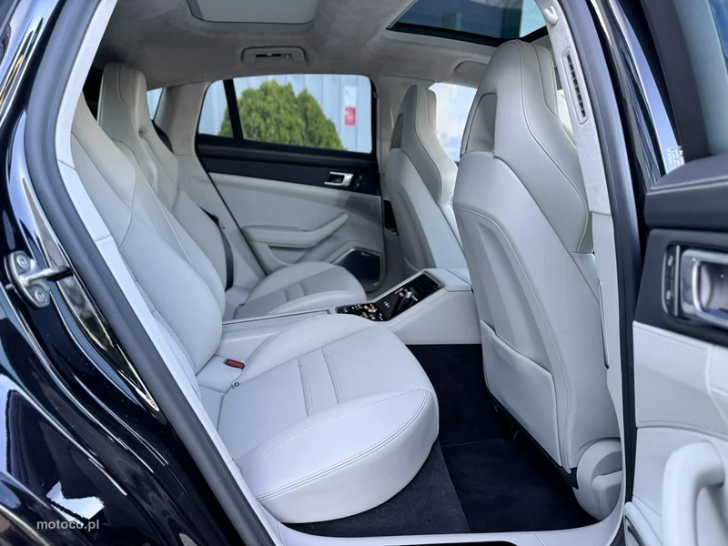 Porsche Panamera 971 15