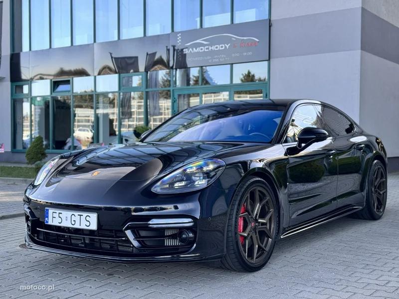 Porsche Panamera 971 42