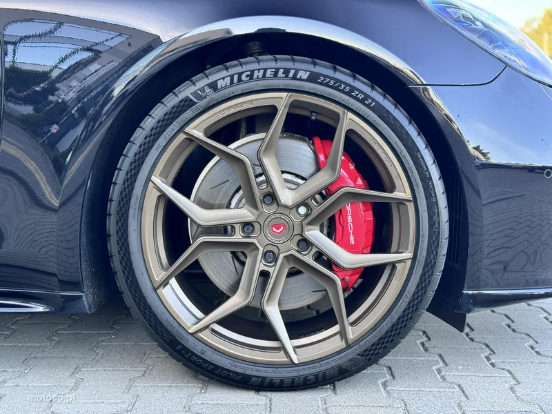 Porsche Panamera 971 7