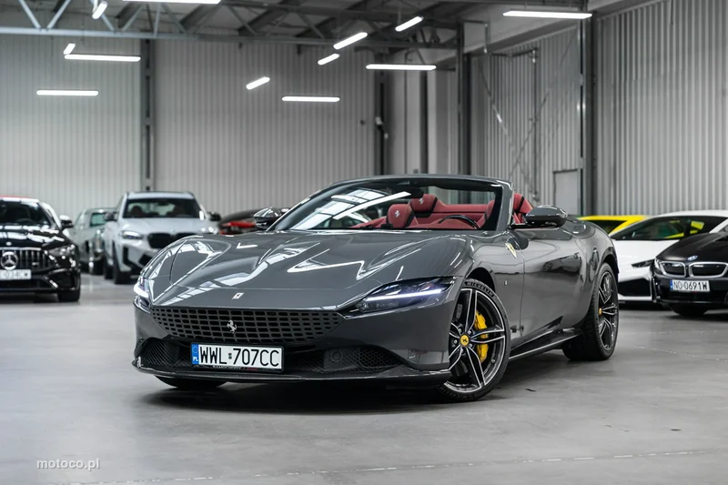 Ferrari Roma Spider 12