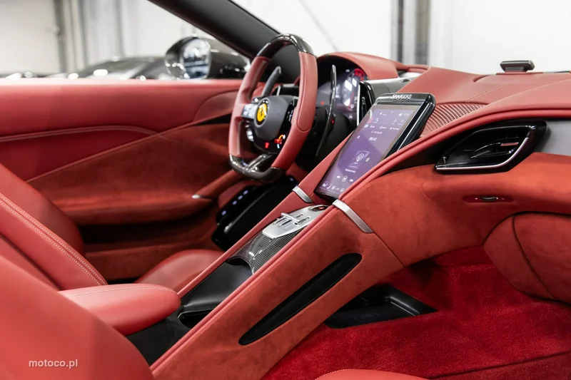 Ferrari Roma Spider 36