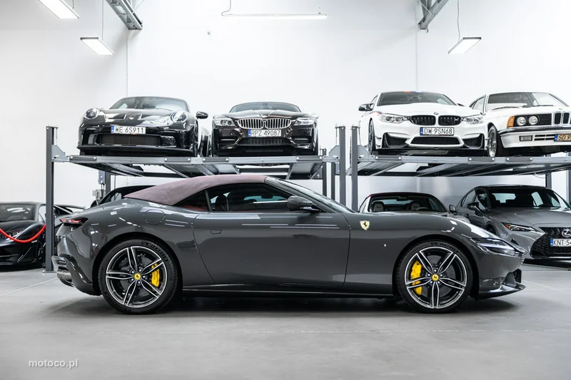 Ferrari Roma Spider 5