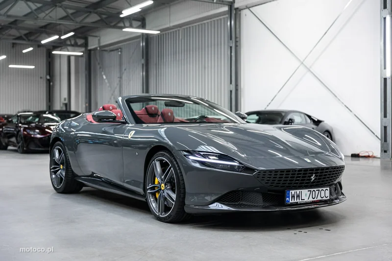 Ferrari Roma Spider 41