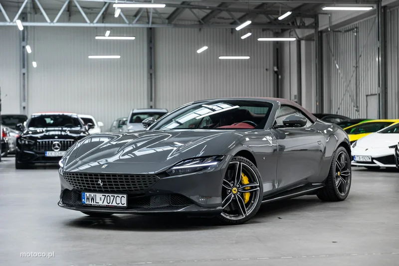 Ferrari Roma Spider 44
