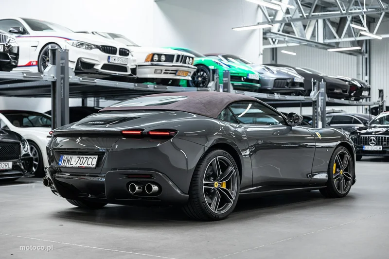 Ferrari Roma Spider 49