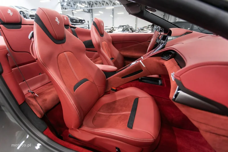 Ferrari Roma Spider 59
