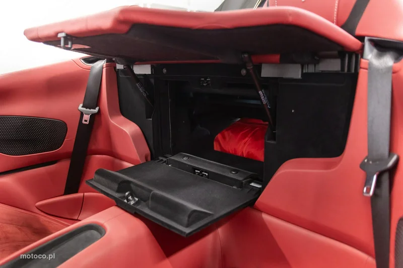 Ferrari Roma Spider 60