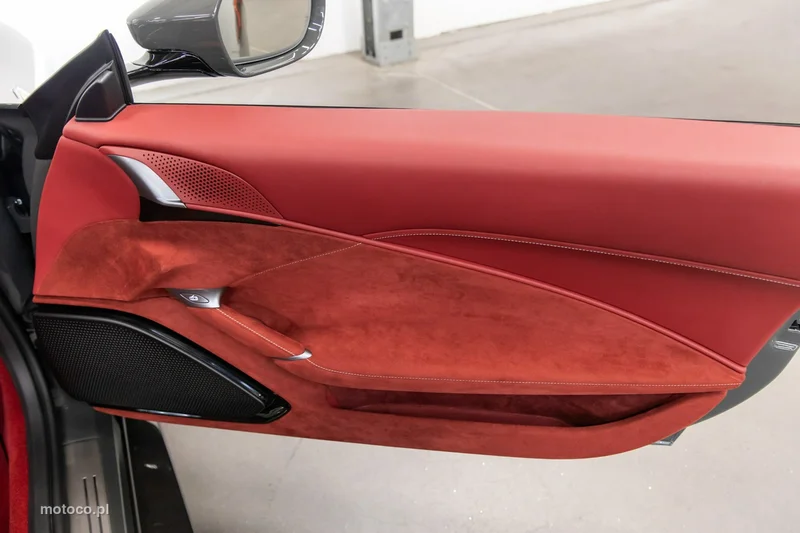 Ferrari Roma Spider 74