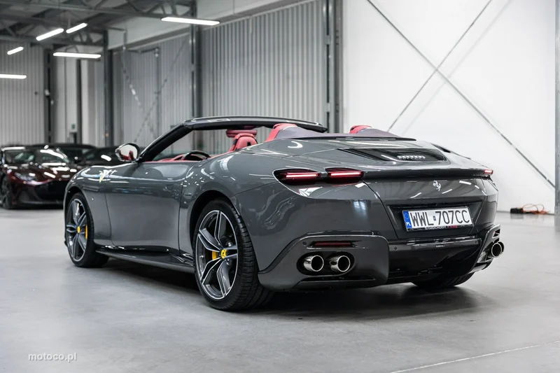 Ferrari Roma Spider 9