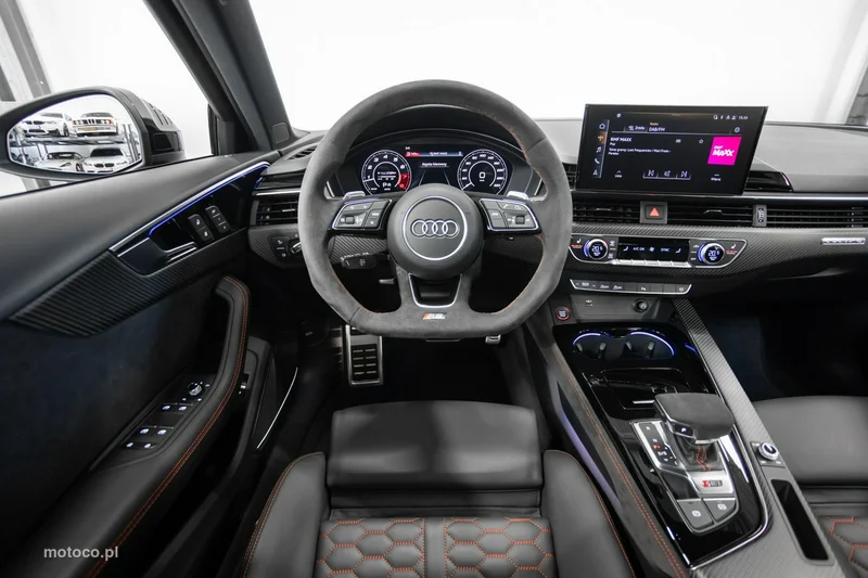 Audi RS4 B9 23