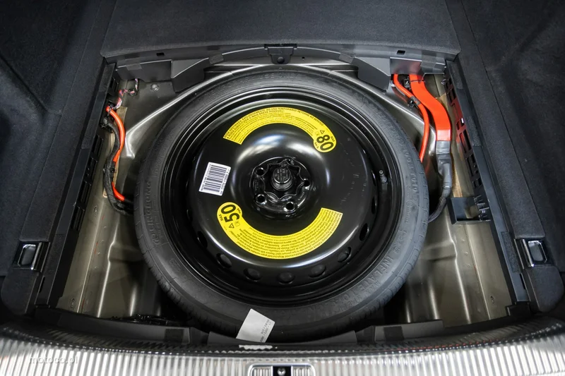 Audi RS4 B9 58