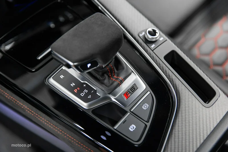 Audi RS4 B9 67