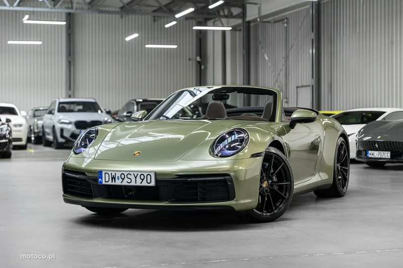Porsche 911 992 2