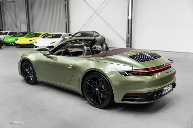 Porsche 911 992 12