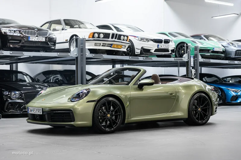 Porsche 911 992 42