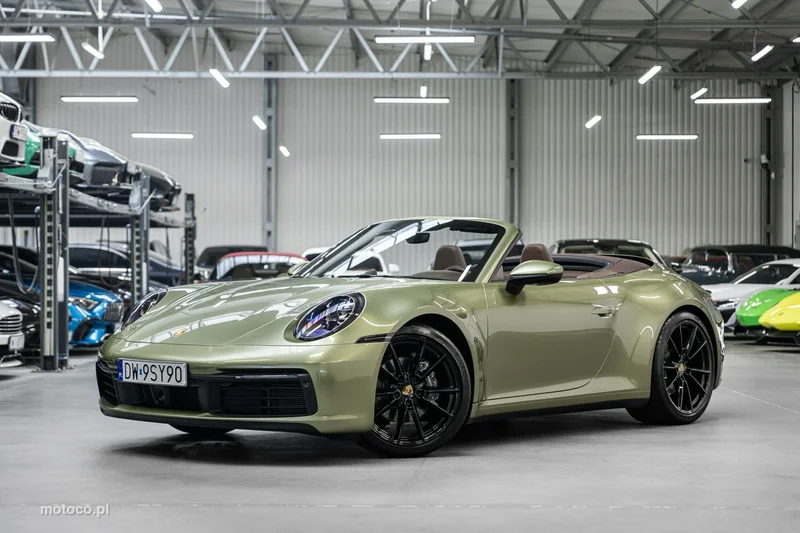 Porsche 911 992 44
