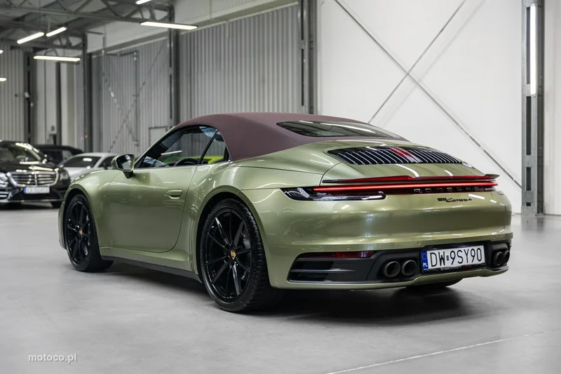 Porsche 911 992 46
