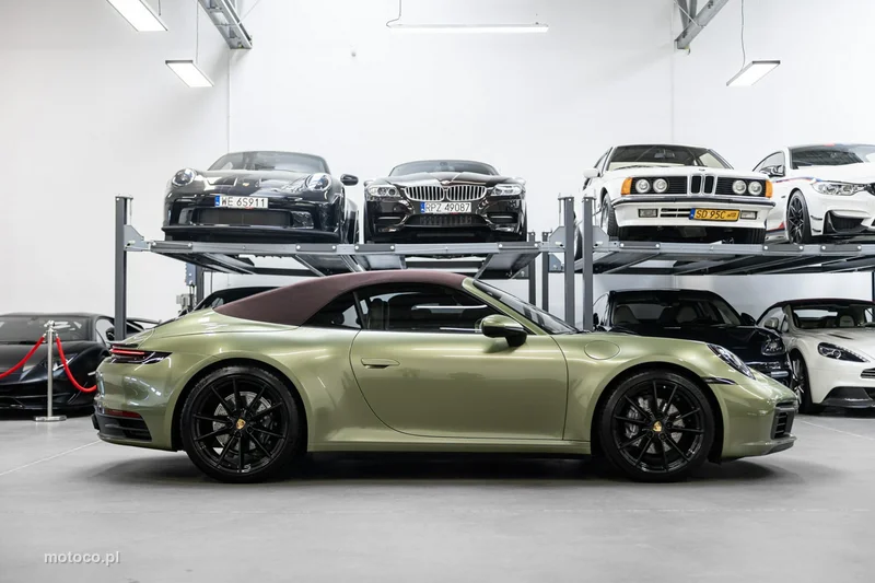 Porsche 911 992 5