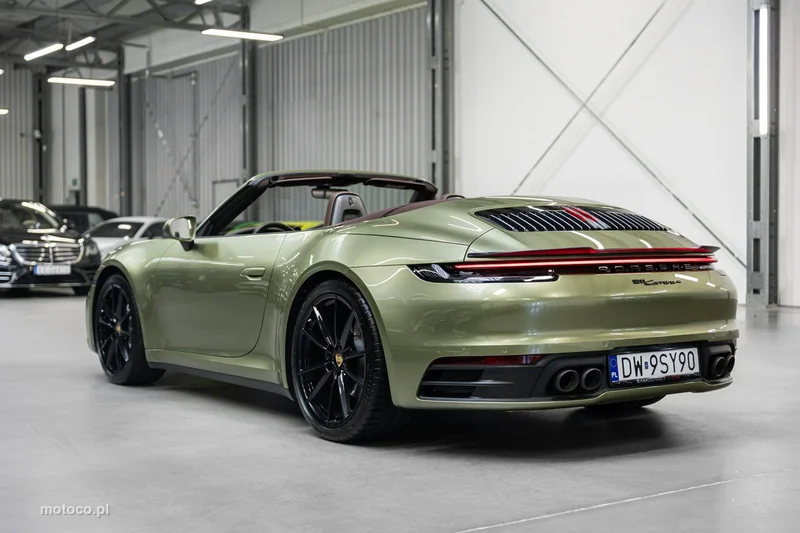 Porsche 911 992 49