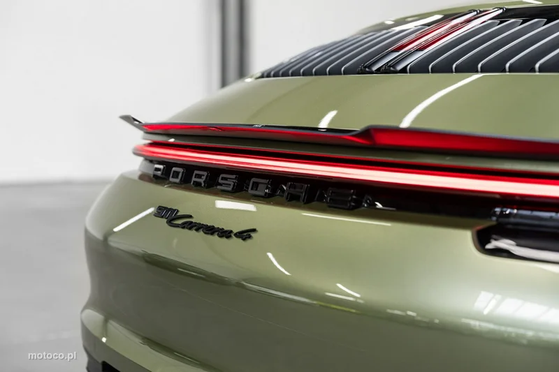 Porsche 911 992 57