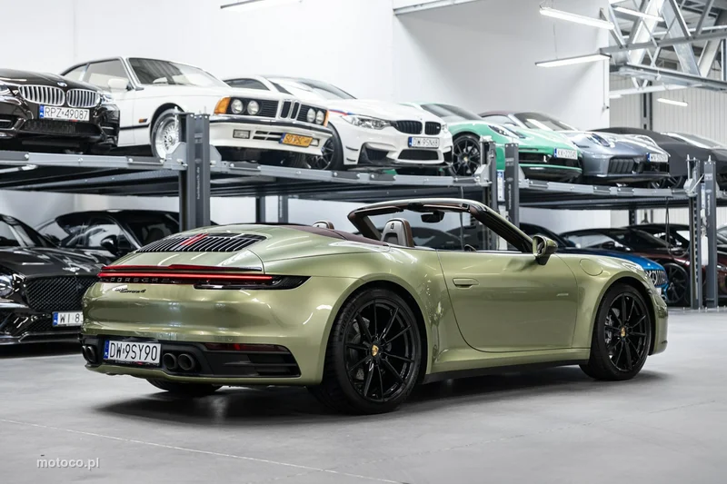 Porsche 911 992 7