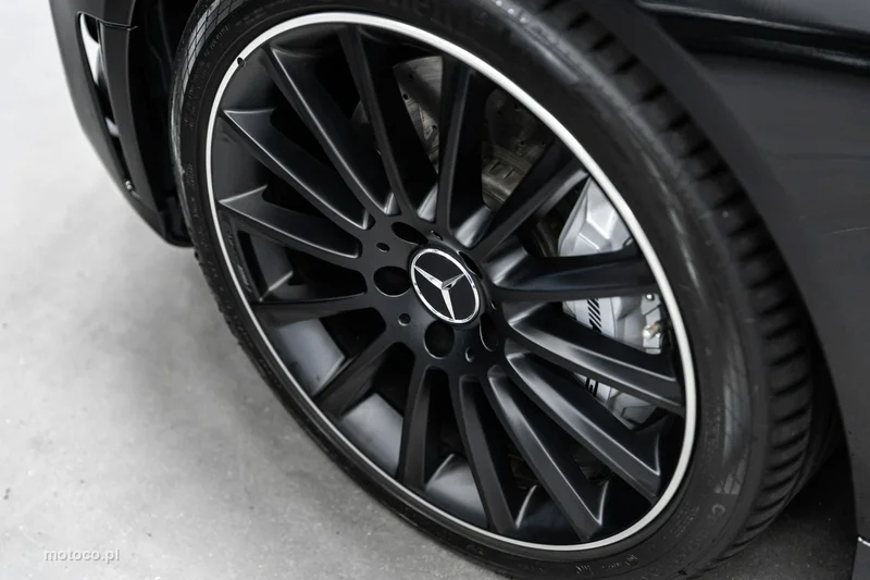 Mercedes-Benz Klasa C W205 C 43 AMG 14