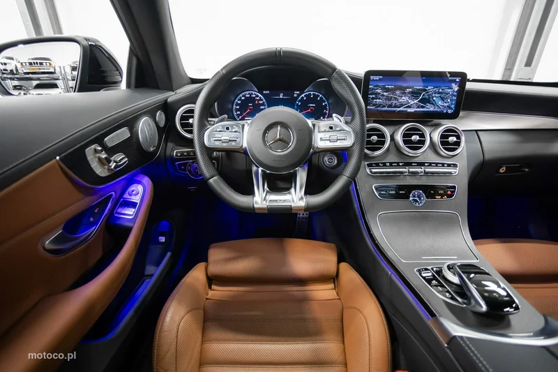 Mercedes-Benz Klasa C W205 C 43 AMG 28