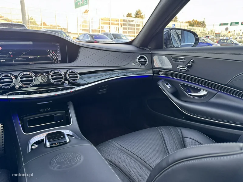 Mercedes-Benz Klasa S W222 S 63 AMG 23