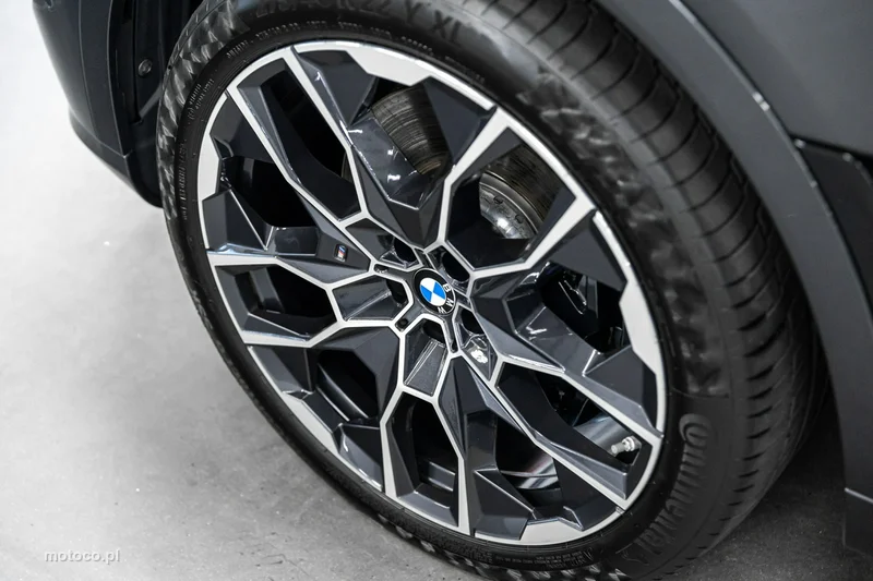 BMW X7 G07 12