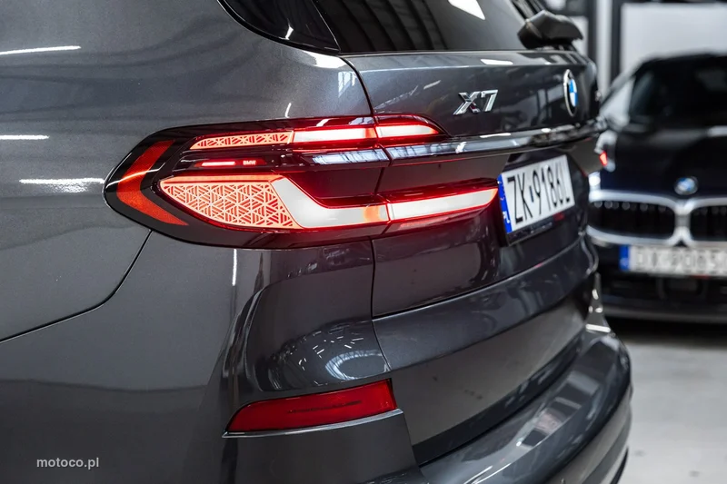 BMW X7 G07 14