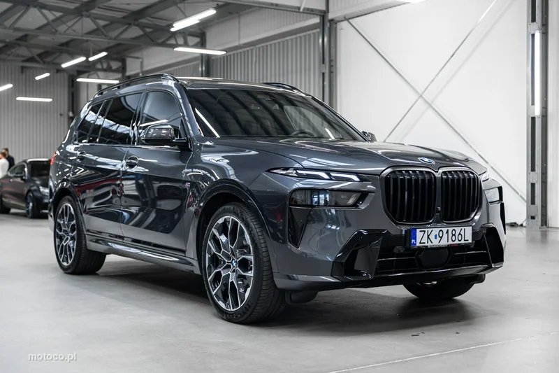 BMW X7 G07 4