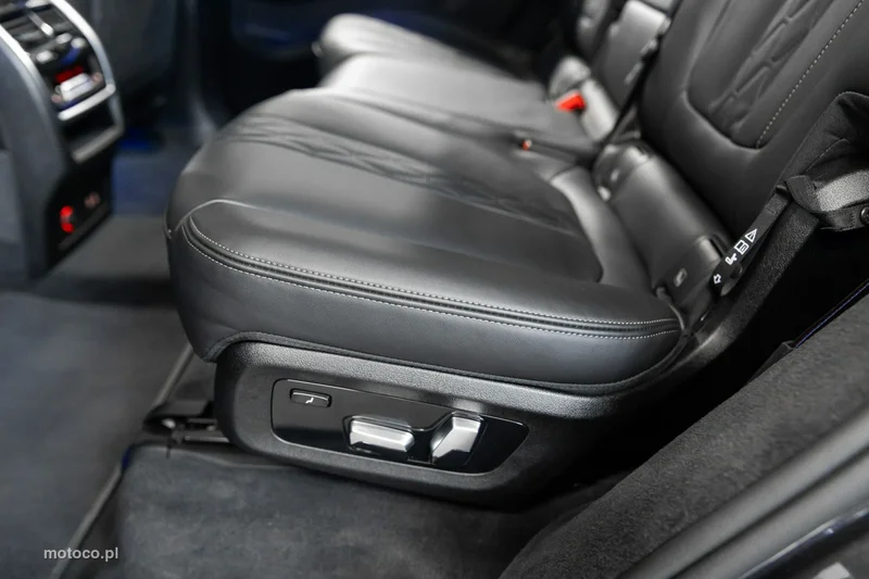 BMW X7 G07 34