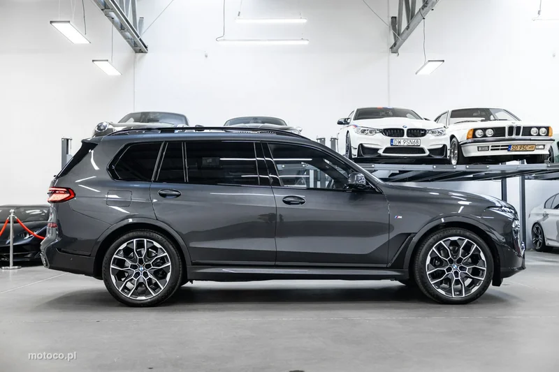 BMW X7 G07 5