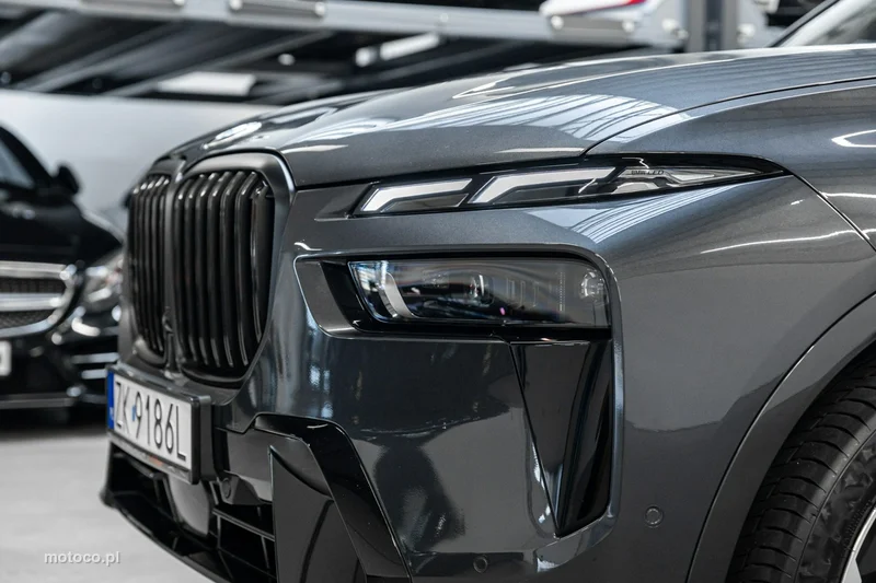 BMW X7 G07 44