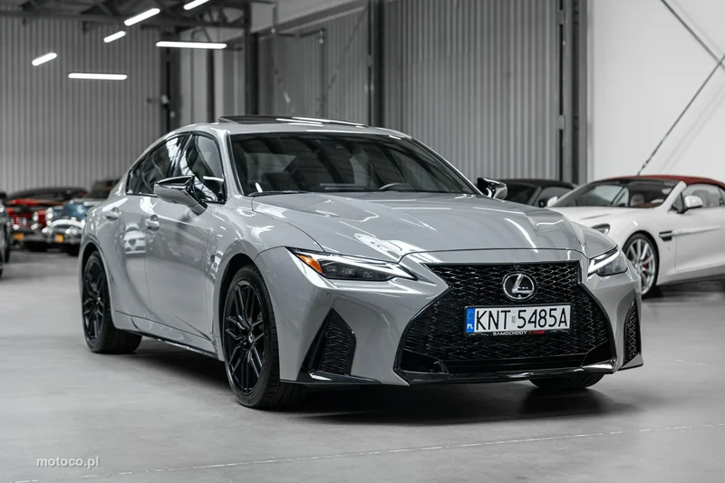 Lexus IS 41