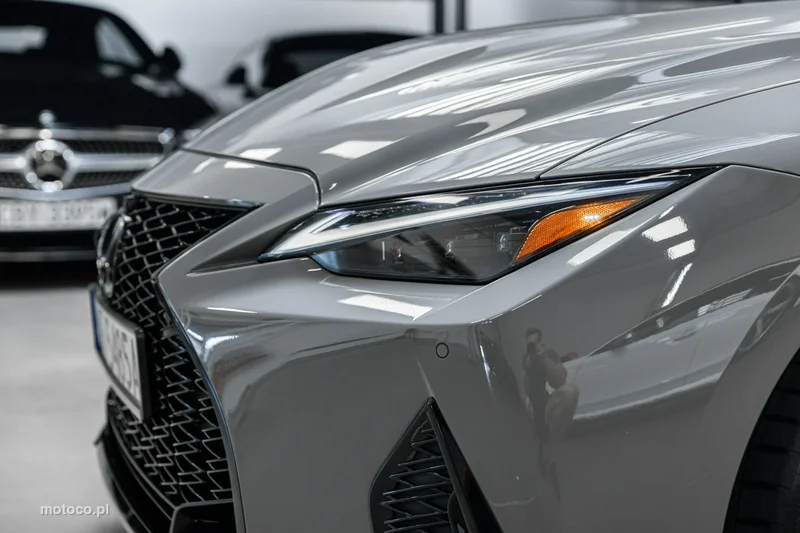 Lexus IS 45