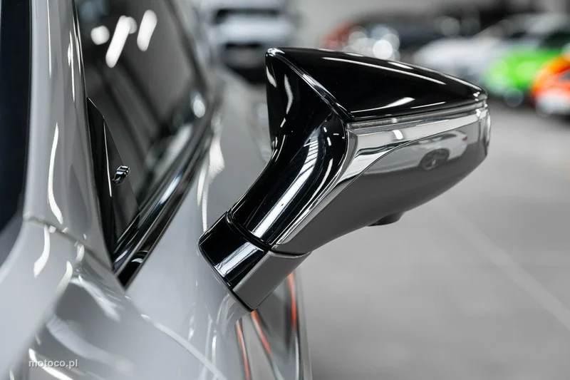 Lexus IS 47