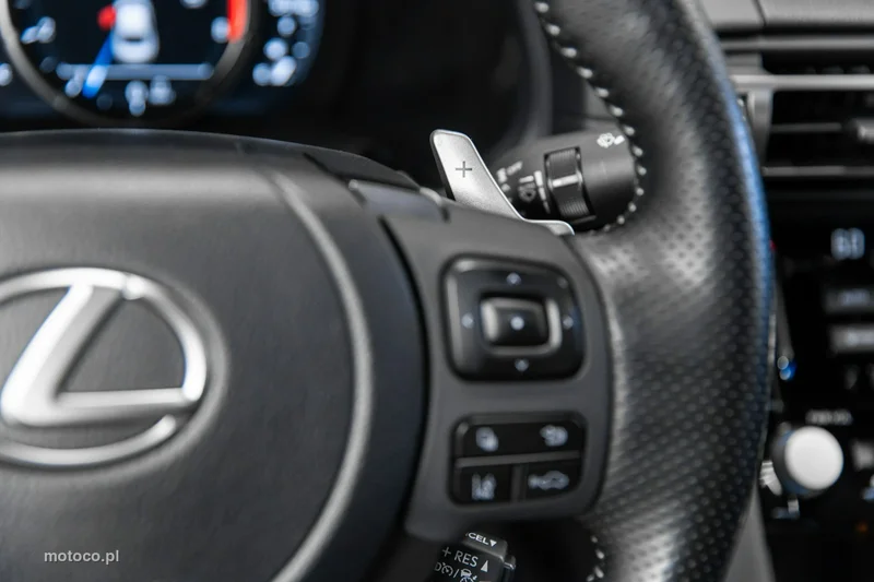 Lexus IS 66